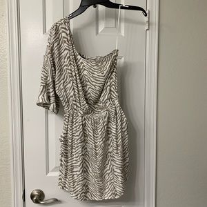 One shoulder silk dress
